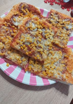 Házi pizza recept fotója