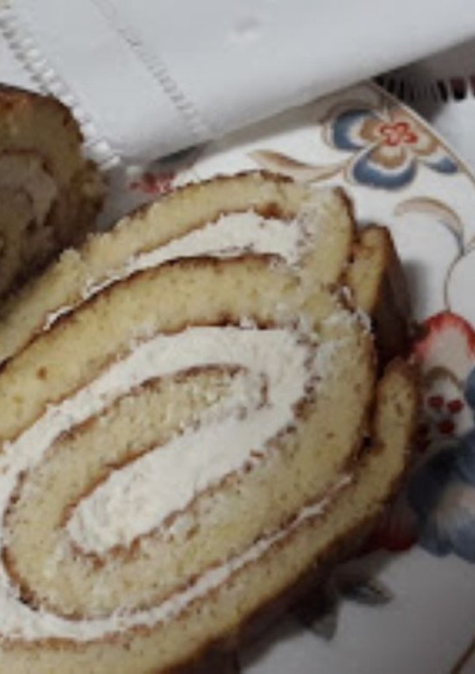 Una foto de Brazo gitano relleno de tiramisú