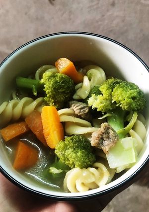 Hình của món Nui hầm bò rau củ.