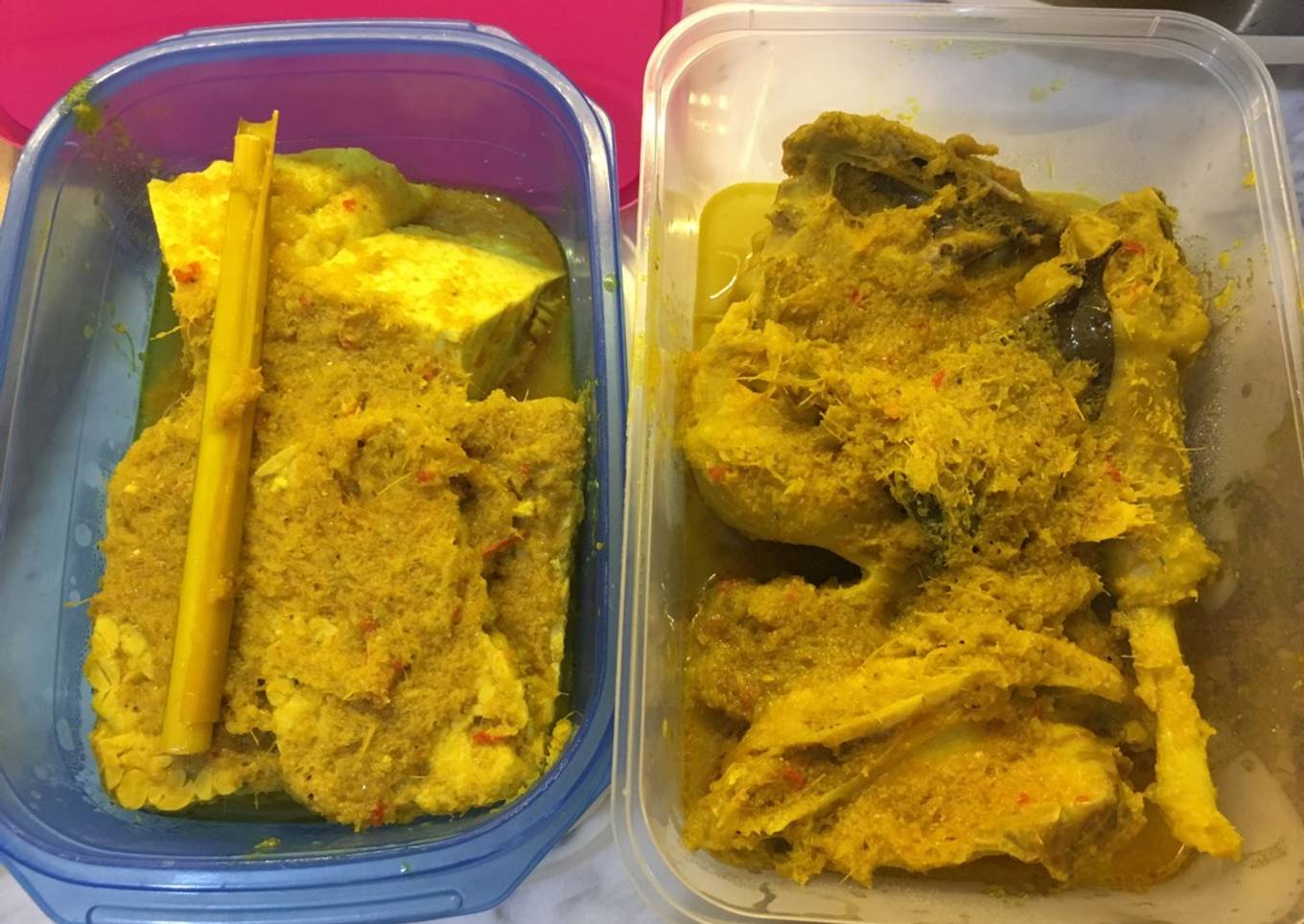 Ayam kuning lengkuas