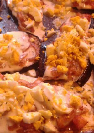 Una foto de Berenjenas estilo pizza