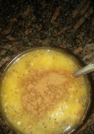 Una foto de Postre de plátano limón, chía y plátano