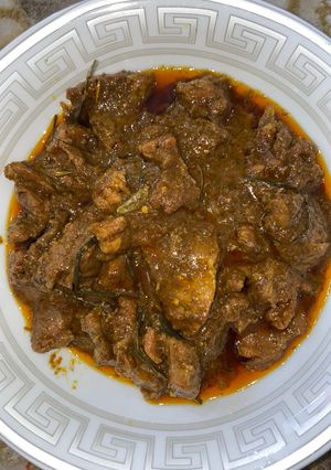 A picture of Lamb Curry.