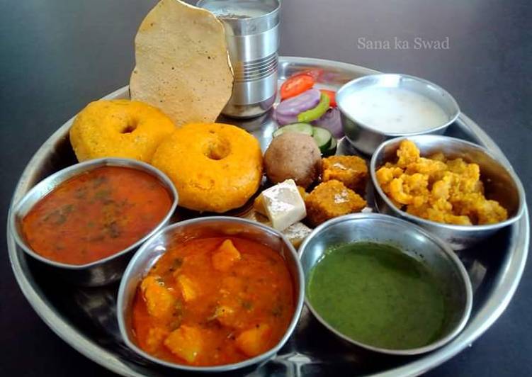 Recipe of Super Quick Homemade Winter Special Rajasthani Thali