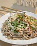 【肉桂打噴嚏】越式涼拌雞絲蕎麥麵