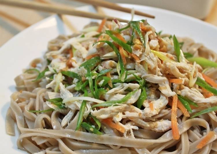 【肉桂打噴嚏】越式涼拌雞絲蕎麥麵