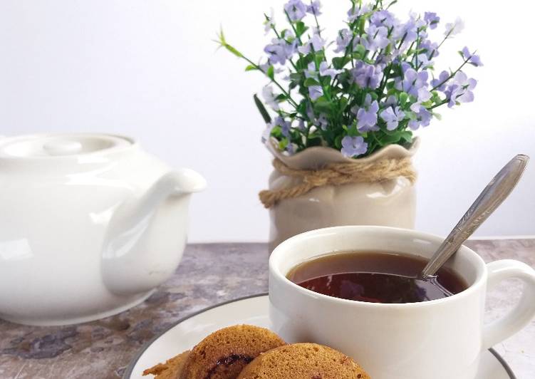 Resep Bolu gulung moca kukus putih telur Anti Gagal