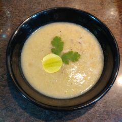 A picture of Drumstick Soup.