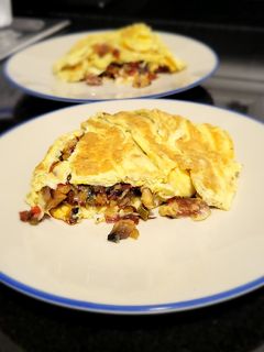 Una foto de Tortilla francesa rellena