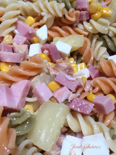 Una foto de Ensalada de Pasta Tricolor