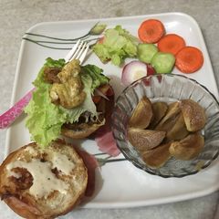 A picture of Chicken burger.
