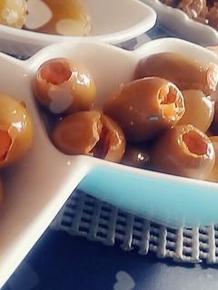 صورة لوصفة الزيتون المحشي ❤👍