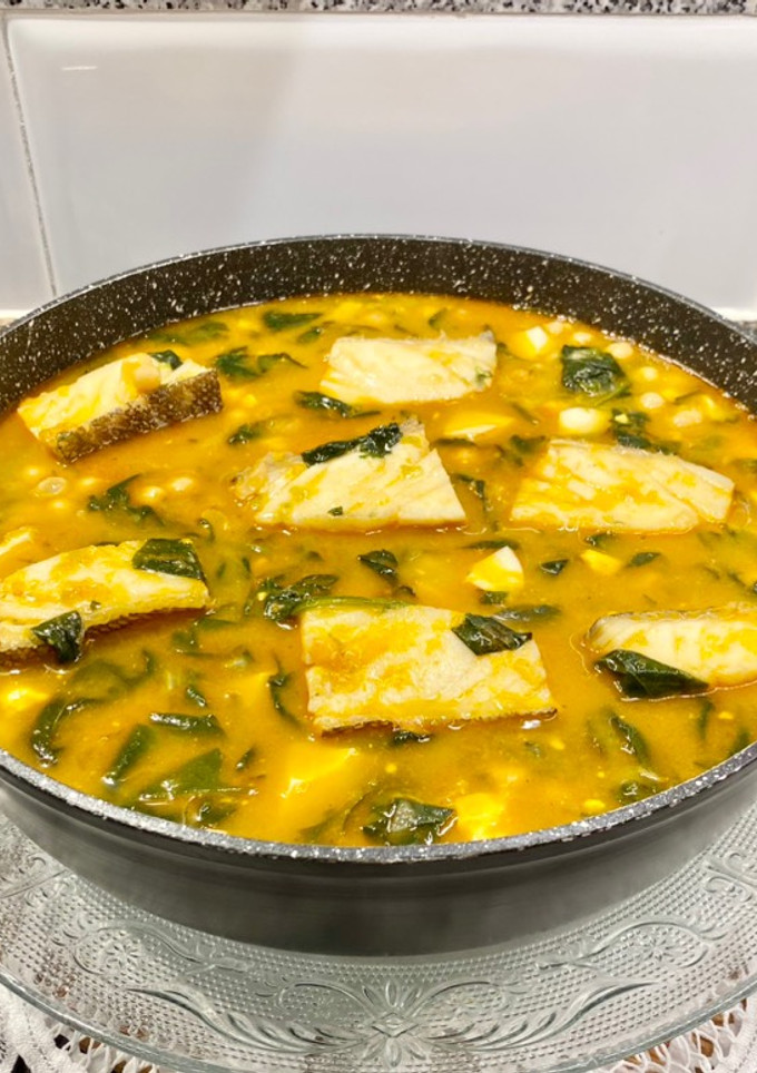 Una foto de Bacalao desalado con espinacas y garbanzos