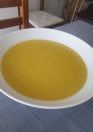 Una foto de Crema/puré de verduras (10 verduras)
