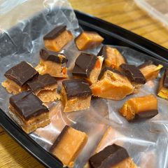 A picture of Butterfinger Fudge.