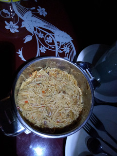 A picture of Jollof spaghetti.