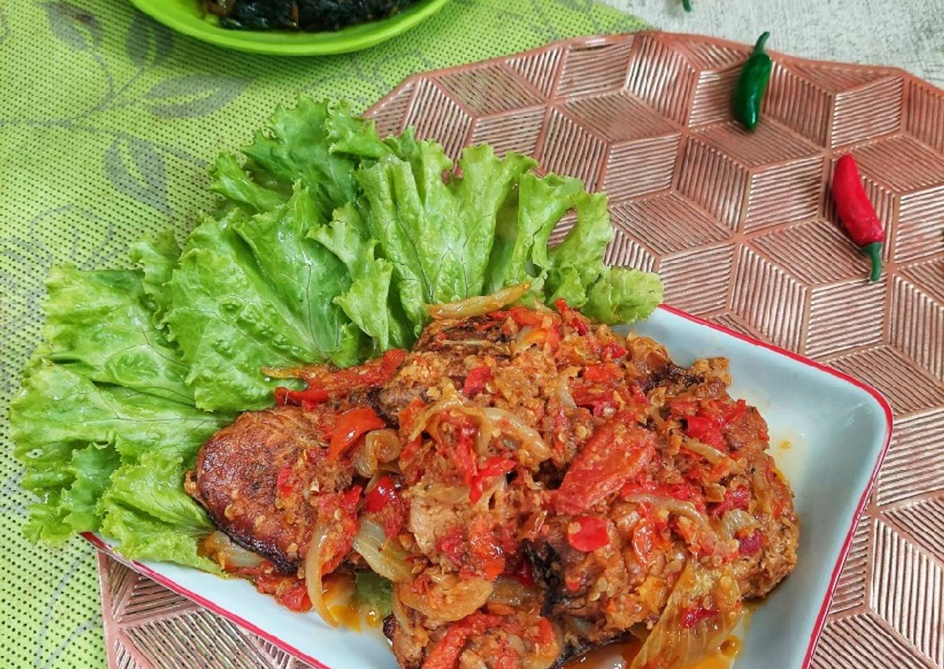 Balado Ikan Manyung Asap