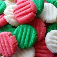 A picture of Vickys Peppermint Patties, GF DF EF SF NF.