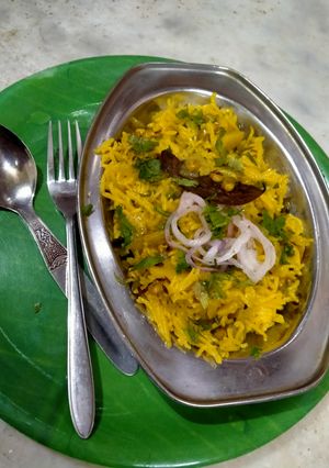 લીલી તુવેર રાઇસ (Lili Tuvar Rice Recipe In Gujarati) રેસીપી મુખ્ય ફોટો