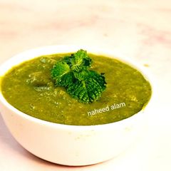 A picture of Raw mango chutney.