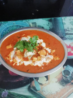 பனீர் பட்டர் மசாலா(paneer butter masala recipe in tamil) செய்முறை முக்கிய புகைப்படம்