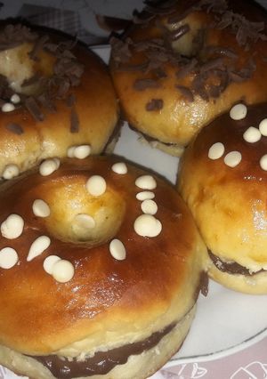 صورة لوصفة بريوش محشي بكريمة الشوكولاتة بدون بيض 😋😄🥞