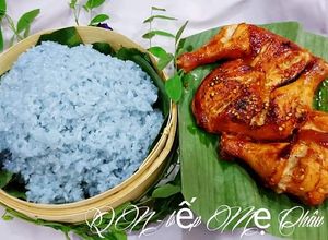 Hình của món Gà nướng xôi hoa đậu biếc.