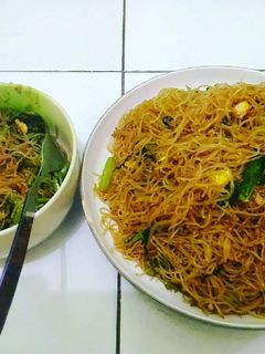 Foto resep Bihun goreng saori
