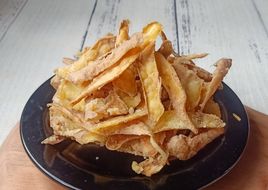 Kripik Kulit Kentang