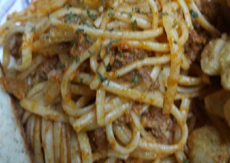 Chopped Pork in a Sauce with Linguine