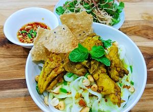 Hình của món Mì Quảng Gà - Đậm Đà Hương Vị Miền Trung.