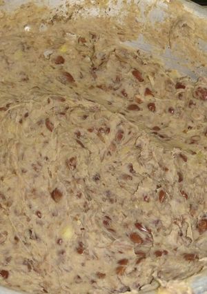 A picture of Njahi (black beans) mashed in bananas.