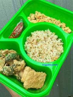 Foto resep Nasi Brokoli (Bekal Sekolah)