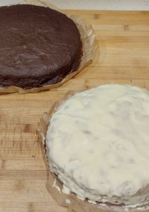 Una foto de Exterior de chocolate del bizcocho de filipinos blancos, 2