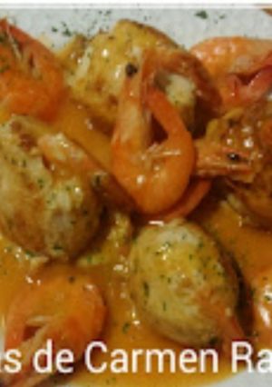 Una foto de Rollitos de panga rellenos de langostinos