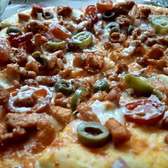 A picture of Jalapeno Pizza.