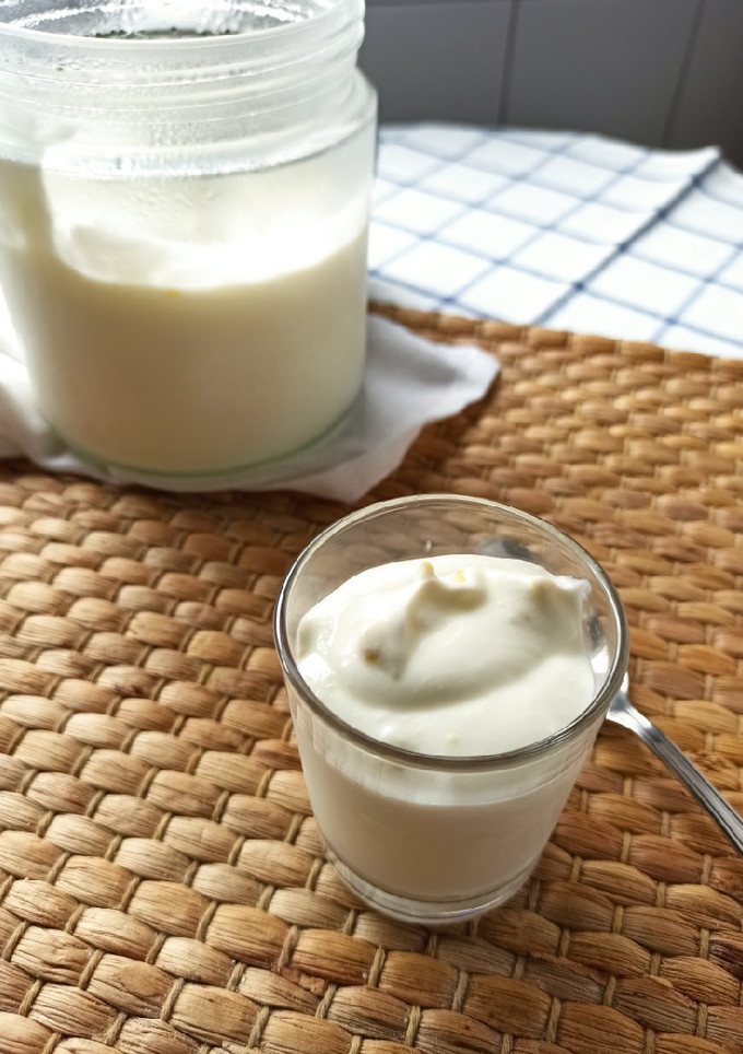 Una foto de Yogur de limón en Thermomix