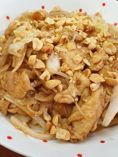 Pad thai - vagy valami hasonló recept fotója