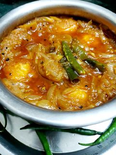 পেঁয়াজের ডিমের ঝাল (peyajer dimer jhal recipe in Bengali) রেসিপির প্রধান ছবি