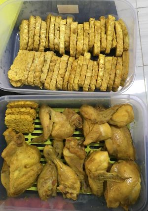Foto resep Ayam Goreng + Tempe Ungkep