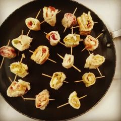 A picture of Sandwich Roll ups.