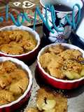 Pear and ginger cookie crumble