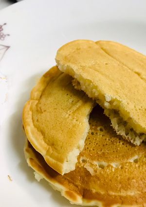 Hình của món Bữa xế: bánh rán doremon (pancake).