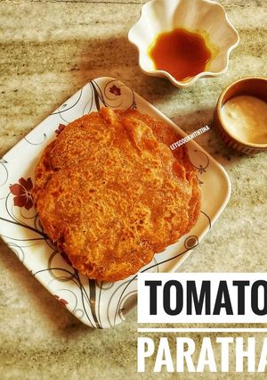A picture of Tomato Paratha.