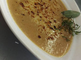 Sopa de cebollas francesa