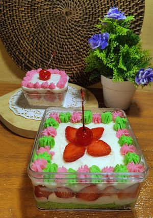 Foto resep Dessert Box Strawberry Cream