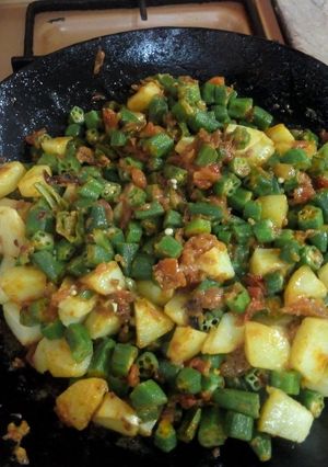 A picture of Tawa Bhindi.