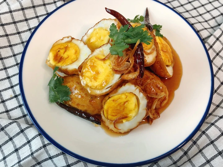 Easy Ways Prepare Recipes Thai Son-in-Law Eggs Recipe|Fried Boiled Egg with tamarind Sauce •Kai Loog keui the Awesome  Really Delicious.