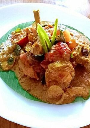 A picture of Wholesome chicken pot curry.