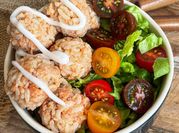 Gambar salmon rice bowl